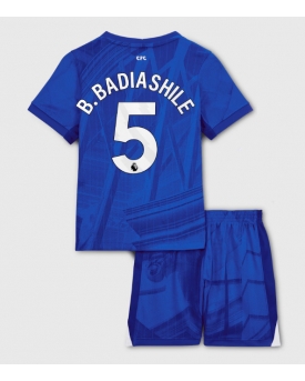 Billige Fotballdrakt Chelsea Benoit Badiashile #5 Replika Hjemmedraktsett Barn 2025-26 Kortermet (med bukser)